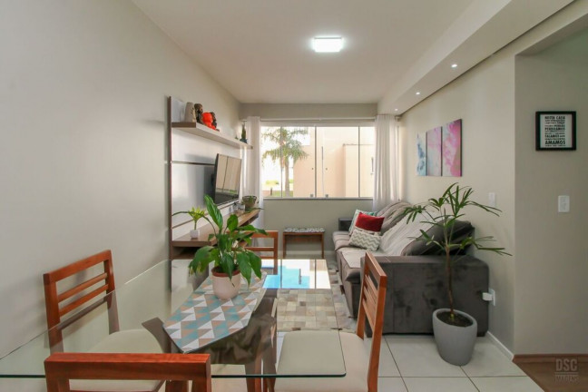 Imagem Imóvel com 2 Quartos à Venda, 51 m² em Hípica - Porto Alegre Imagem Imóvel com 2 Quartos à Venda, 51 m² em Hípica - Porto Alegre