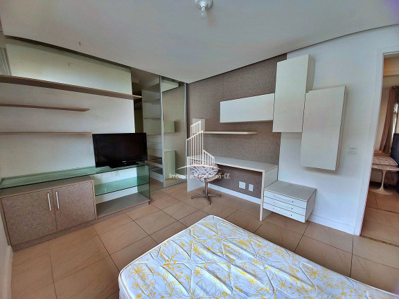 Imagem Casa com 3 Quartos à Venda, 181 m² em Edson Queiroz - Fortaleza Imagem Casa com 3 Quartos à Venda, 181 m² em Edson Queiroz - Fortaleza