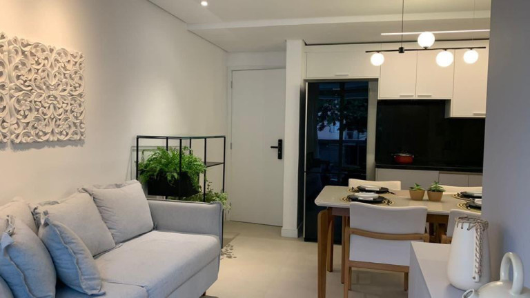 Imagem Apartamento com 2 Quartos à Venda, 47 m² em Cambuí - Campinas