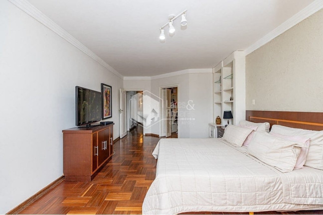 Imagem Casa com 4 Quartos à Venda, 830 m² em Jardim Cordeiro - São Paulo