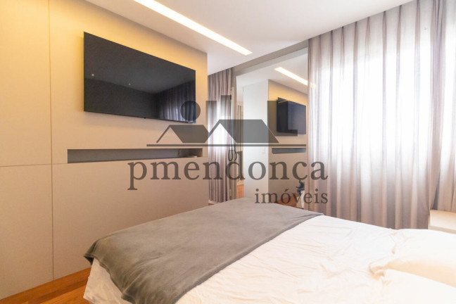 Imagem Apartamento com 2 Quartos à Venda, 127 m² em Vila Madalena - São Paulo