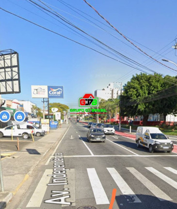Imóvel Comercial à Venda, 400 m² em Independência - Taubaté