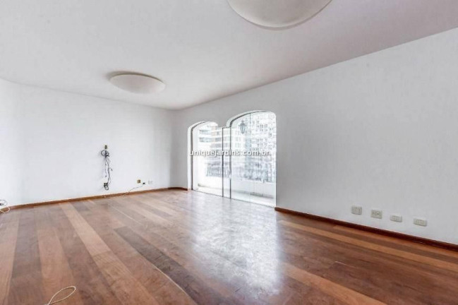 Imagem Apartamento com 4 Quartos à Venda, 196 m² em Jardim América - São Paulo Imagem Apartamento com 4 Quartos à Venda, 196 m² em Jardim América - São Paulo