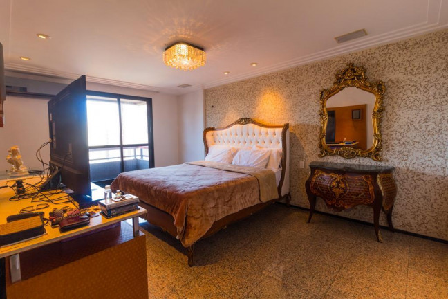 Imagem Apartamento com 4 Quartos à Venda, 305 m² em Meireles - Fortaleza Imagem Apartamento com 4 Quartos à Venda, 305 m² em Meireles - Fortaleza