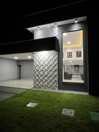 Imagem Casa com 3 Quartos à Venda, 300 m² em Residencial Jardim Canedo Iii - Senador Canedo