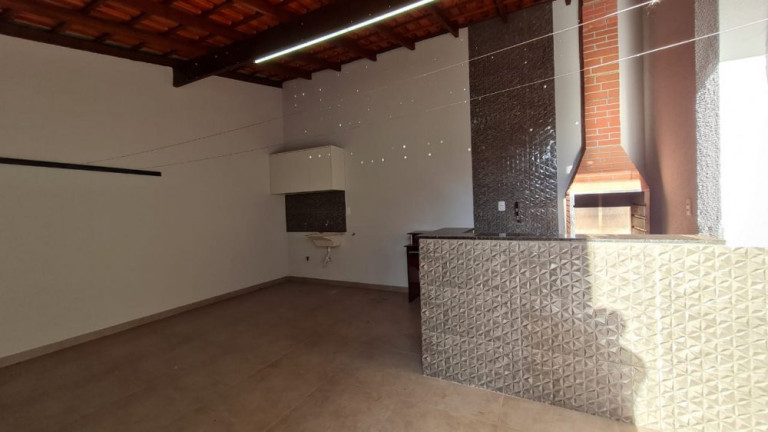 Imagem Casa com 3 Quartos à Venda, 130 m² em Jardim Ferraz - Bauru