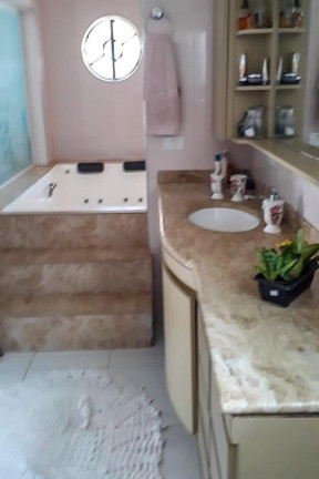 Imagem Casa com 3 Quartos à Venda, 280 m² em Guaiuba - Guarujá Imagem Casa com 3 Quartos à Venda, 280 m² em Guaiuba - Guarujá
