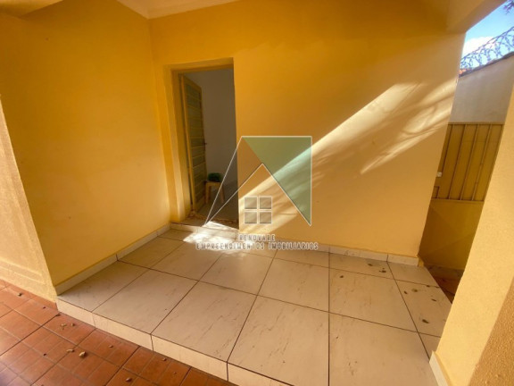 Imagem Casa com 3 Quartos à Venda, em Campos Eliseos - Ribeirão Preto Imagem Casa com 3 Quartos à Venda, em Campos Eliseos - Ribeirão Preto