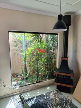 Imagem Sobrado com 3 Quartos à Venda, 250 m² em Loteamento Villa Branca - Jacareí Imagem Sobrado com 3 Quartos à Venda, 250 m² em Loteamento Villa Branca - Jacareí