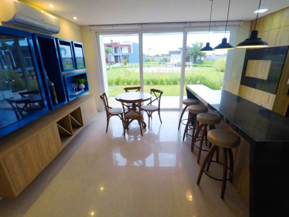 Imagem Casa com 4 Quartos à Venda, 195 m² em -- - Capao Da Canoa Imagem Casa com 4 Quartos à Venda, 195 m² em -- - Capao Da Canoa