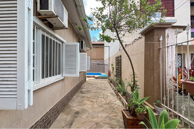 Imagem Casa com 2 Quartos à Venda, 195 m² em São José - Canoas Imagem Casa com 2 Quartos à Venda, 195 m² em São José - Canoas