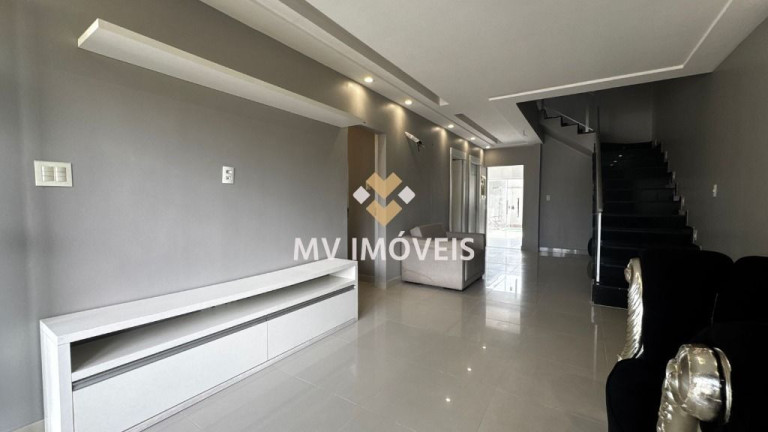Imagem Casa com 4 Quartos à Venda, 220 m² em Parque Verde - Belém