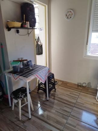 Imagem Apartamento com 1 Quarto à Venda, 34 m² em Cidade Baixa - Porto Alegre Imagem Apartamento com 1 Quarto à Venda, 34 m² em Cidade Baixa - Porto Alegre