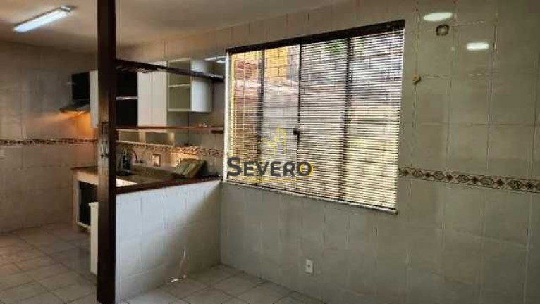 Imagem Casa com 4 Quartos à Venda, 360 m² em Coelho - São Gonçalo