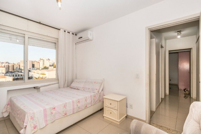 Imagem Imóvel com 3 Quartos à Venda, 109 m² em Floresta - Porto Alegre