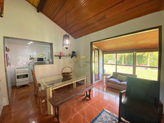 Imagem Casa com 5 Quartos à Venda, 1.814 m² em Albuquerque - Teresópolis