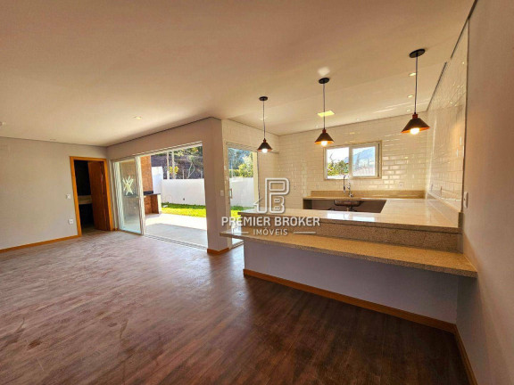 Imagem Casa com 3 Quartos à Venda, 260 m² em Albuquerque - Teresópolis