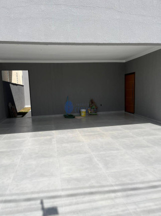 Imagem Casa com 3 Quartos à Venda, 300 m² em Residencial Flor Do Cerrado - Anápolis