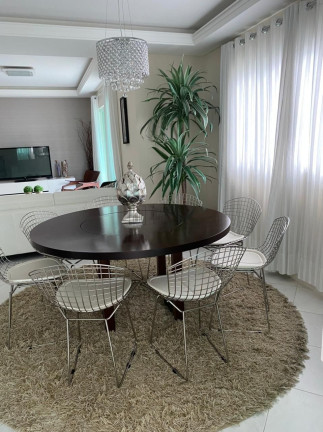 Imagem Apartamento com 3 Quartos à Venda, 189 m² em Centro - Balneário Camboriú Imagem Apartamento com 3 Quartos à Venda, 189 m² em Centro - Balneário Camboriú
