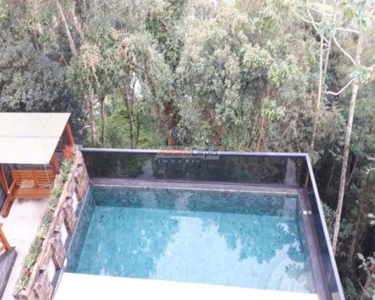 Imagem Casa com 3 Quartos à Venda, 1.018 m² em Azambuja - Brusque