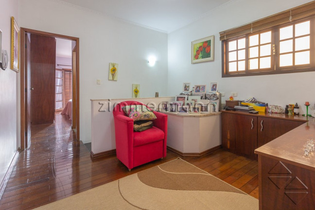 Imagem Casa com 3 Quartos à Venda, 180 m² em Vila Romana - São Paulo