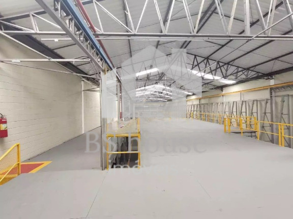 Galpão à Venda, 1.182 m² em Vila Luzita - Santo André