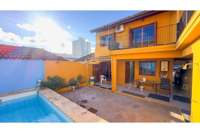 Imagem Casa com 4 Quartos à Venda, 307 m² em Partenon - Porto Alegre