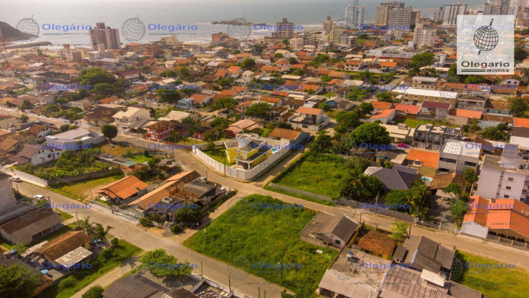 Imagem Terreno à Venda, 360 m² em Gravatá - Navegantes