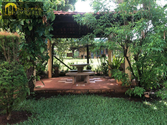 Imagem Casa com 3 Quartos à Venda, 2.000 m² em São Sebastião - Igarapé Imagem Casa com 3 Quartos à Venda, 2.000 m² em São Sebastião - Igarapé