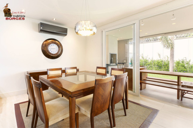Imagem Casa com 4 Quartos para Alugar, 278 m² em Granja Julieta - São Paulo