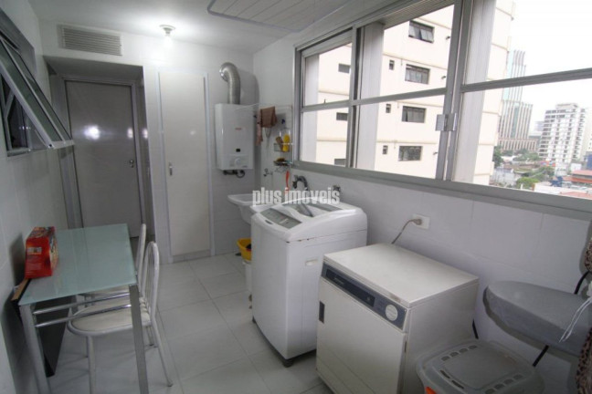 Imagem Apartamento com 3 Quartos à Venda, 268 m² em Itaim Bibi - São Paulo Imagem Apartamento com 3 Quartos à Venda, 268 m² em Itaim Bibi - São Paulo