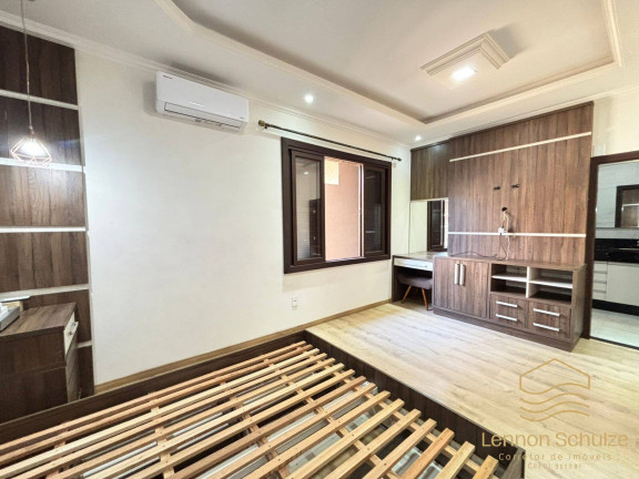 Imagem Casa com 9 Quartos à Venda, 520 m² em Centro - Balneário Barra Do Sul Imagem Casa com 9 Quartos à Venda, 520 m² em Centro - Balneário Barra Do Sul