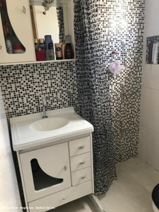 Imagem Casa com 4 Quartos à Venda, 50 m² em Meier - Rio De Janeiro Imagem Casa com 4 Quartos à Venda, 50 m² em Meier - Rio De Janeiro