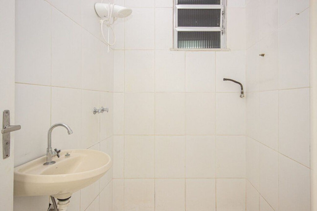 Imagem Imóvel com 1 Quarto à Venda, em Copacabana - Rio De Janeiro Imagem Imóvel com 1 Quarto à Venda, em Copacabana - Rio De Janeiro