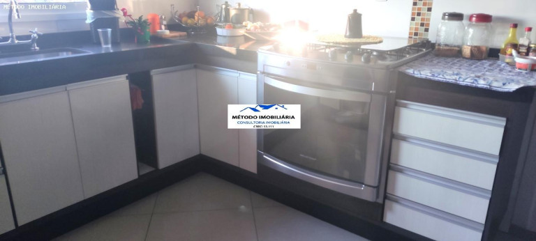 Imagem Casa com 3 Quartos à Venda, 206 m² em Vila Francisco Matarazzo - Santo André