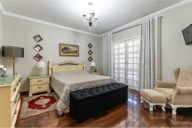 Imagem Casa com 4 Quartos à Venda, em Penha De França - São Paulo Imagem Casa com 4 Quartos à Venda, em Penha De França - São Paulo