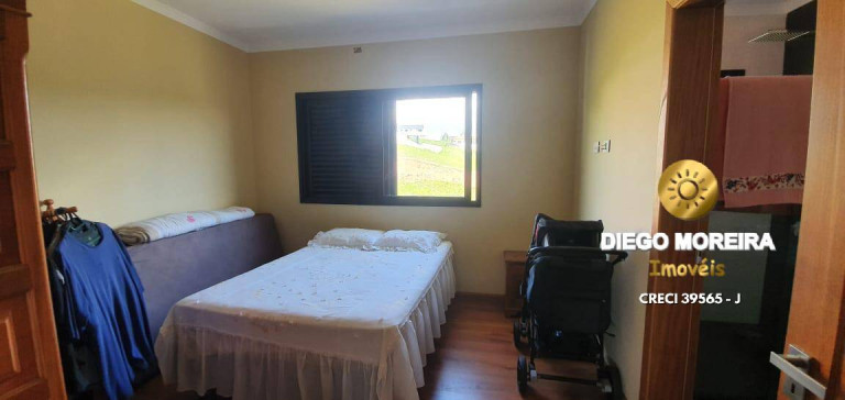 Imagem Casa com 4 Quartos à Venda, 400 m² em Terra Preta - Mairiporã Imagem Casa com 4 Quartos à Venda, 400 m² em Terra Preta - Mairiporã