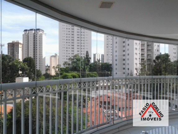 Apartamento à Venda, 243 m² em Vila Sofia - São Paulo