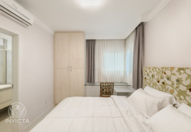 Imagem Apartamento com 3 Quartos à Venda, 156 m² em Centro - Balneário Camboriú Imagem Apartamento com 3 Quartos à Venda, 156 m² em Centro - Balneário Camboriú