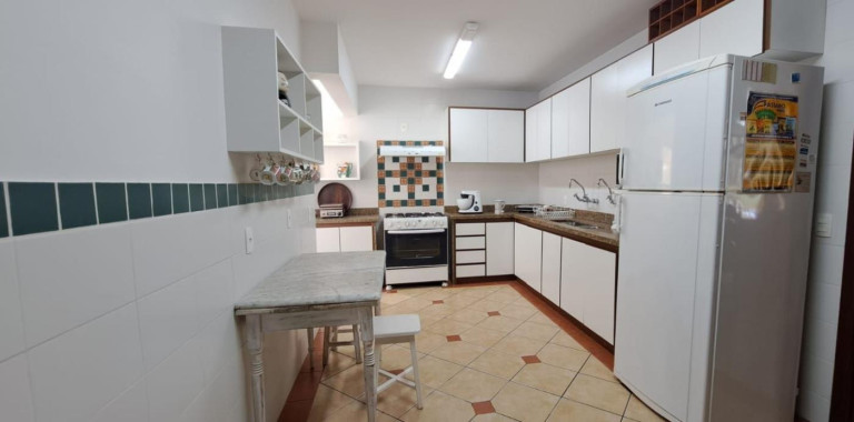 Imagem Apartamento com 4 Quartos à Venda, 177 m² em Várzea - Teresópolis Imagem Apartamento com 4 Quartos à Venda, 177 m² em Várzea - Teresópolis
