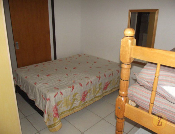 Imagem Sobrado com 3 Quartos para Temporada, em Bombas - Bombinhas Imagem Sobrado com 3 Quartos para Temporada, em Bombas - Bombinhas