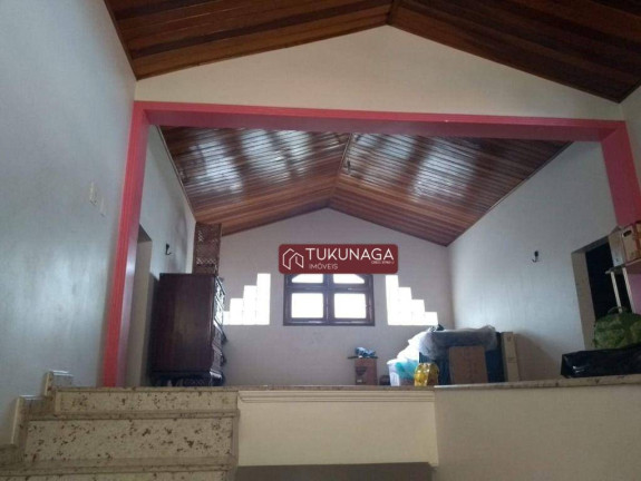 Imagem Sobrado com 3 Quartos à Venda, 305 m² em Jardim Santa Clara - Guarulhos Imagem Sobrado com 3 Quartos à Venda, 305 m² em Jardim Santa Clara - Guarulhos
