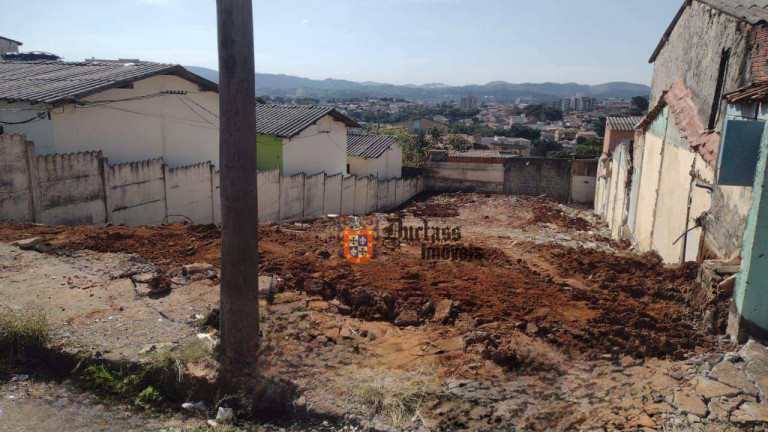 Terreno à Venda, 300 m² em Jardim Alvinópolis - Atibaia