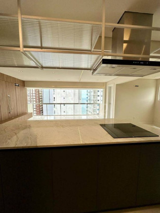 Imagem Apartamento com 3 Quartos à Venda, 122 m² em Centro - Balneário Camboriú Imagem Apartamento com 3 Quartos à Venda, 122 m² em Centro - Balneário Camboriú
