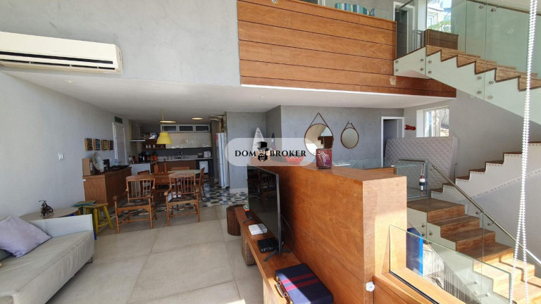 Imagem Casa com 4 Quartos à Venda, 250 m² em Praia Dos Anjos - Arraial Do Cabo