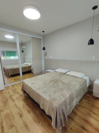 Imagem Casa com 4 Quartos à Venda, em -- - Capao Da Canoa Imagem Casa com 4 Quartos à Venda, em -- - Capao Da Canoa