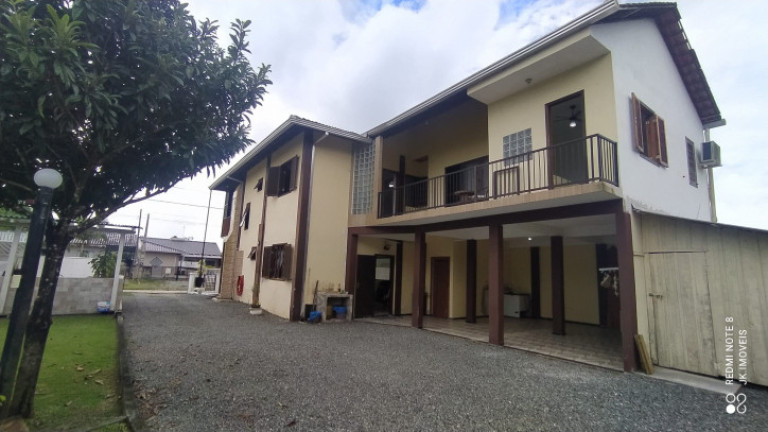 Imagem Sobrado com 5 Quartos à Venda, 238 m² em Balneário Mariluz - Itapoá Imagem Sobrado com 5 Quartos à Venda, 238 m² em Balneário Mariluz - Itapoá