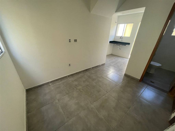 Imagem Casa com 2 Quartos à Venda, 55 m² em Esmeralda - Praia Grande Imagem Casa com 2 Quartos à Venda, 55 m² em Esmeralda - Praia Grande