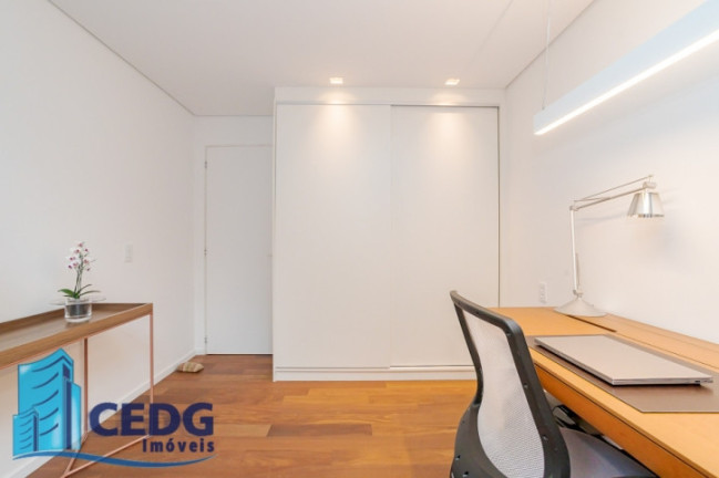 Imagem Apartamento com 3 Quartos à Venda, 123 m² em Batel - Curitiba