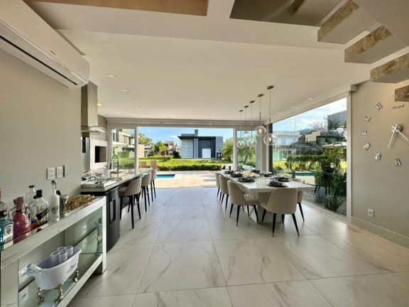 Imagem Casa com 4 Quartos à Venda, em -- - Capao Da Canoa Imagem Casa com 4 Quartos à Venda, em -- - Capao Da Canoa